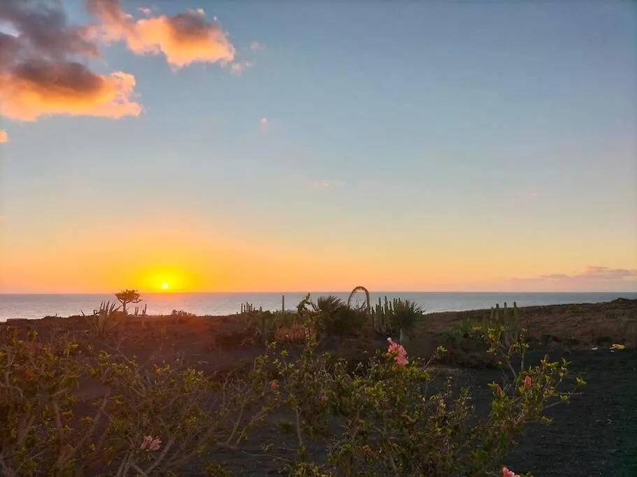 Apartment - Coastal Comfort - Wifi Teguise  0*, Teguise (Lanzarote)